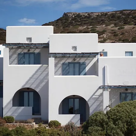 Oliaros Seaside Complex דירה